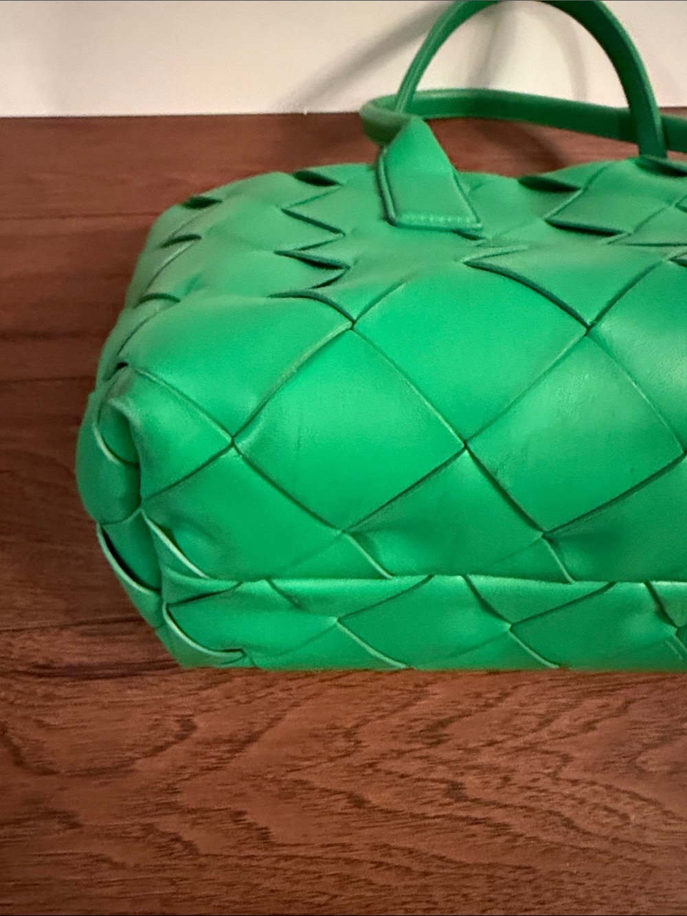 Authentic Bottega Veneta Green Woven Leather Tote Bag - Picture 9 of 11